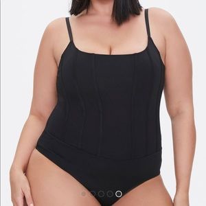 NWT PLUS SIZE black corset like body suit 🤩😻